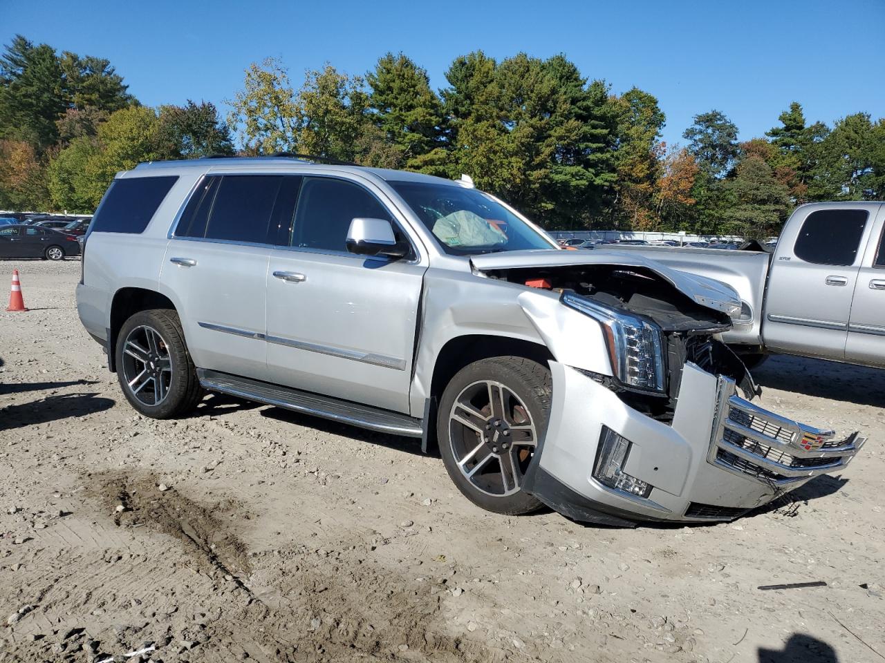 CADILLAC ESCALADE