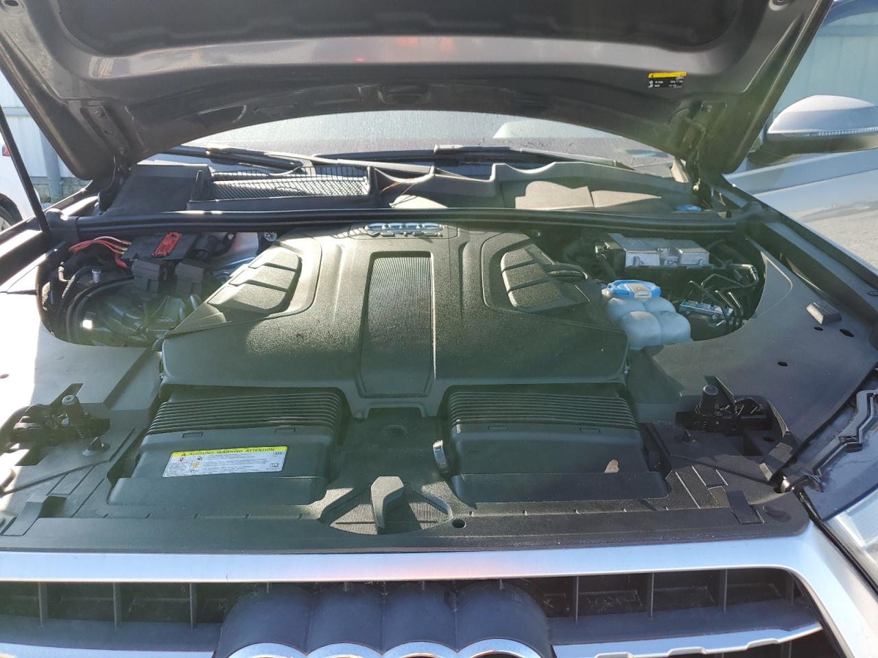 AUDI Q7 PREMIUM PLUS