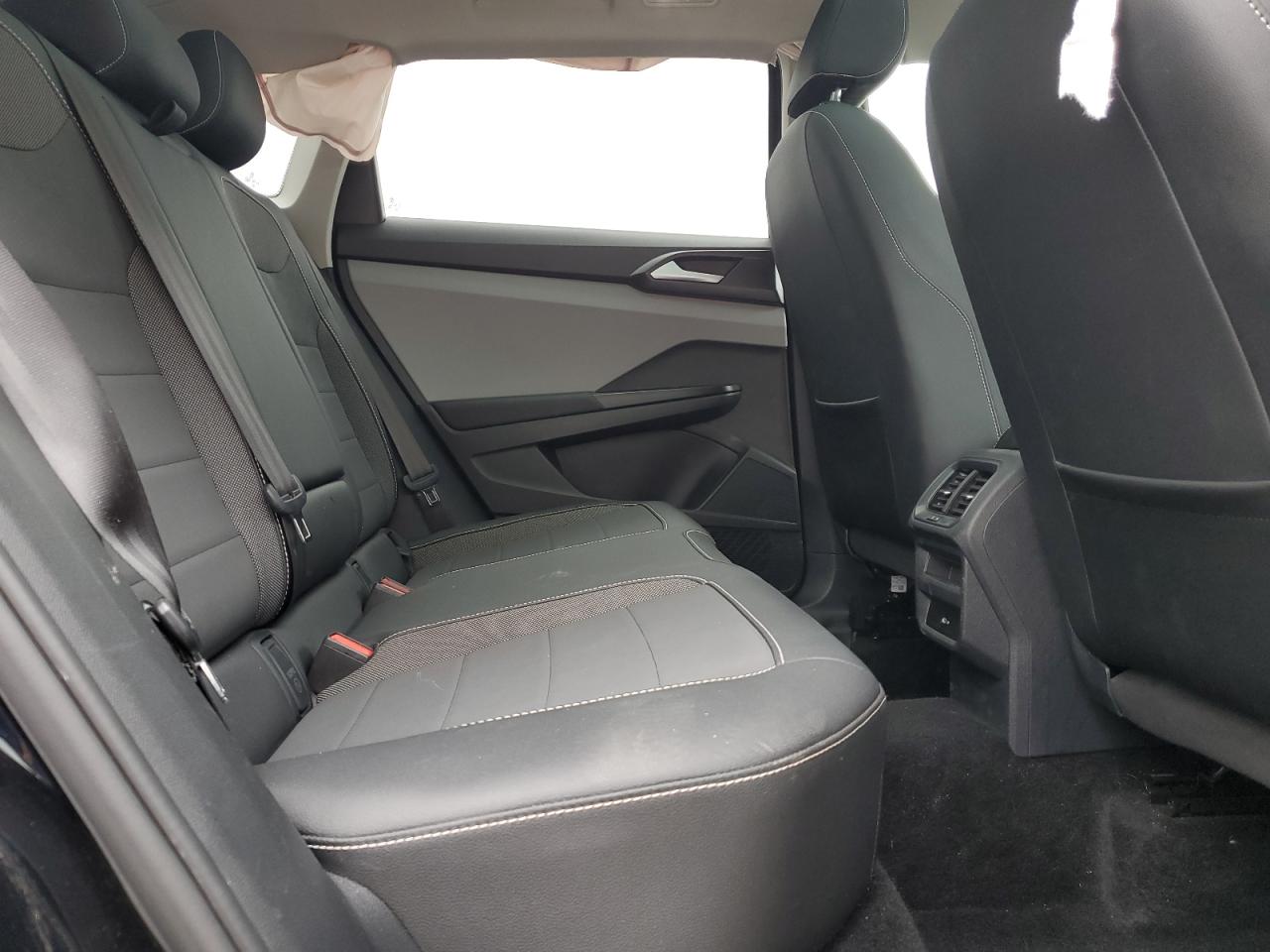 VOLKSWAGEN TAOS SE IQ DRIVE