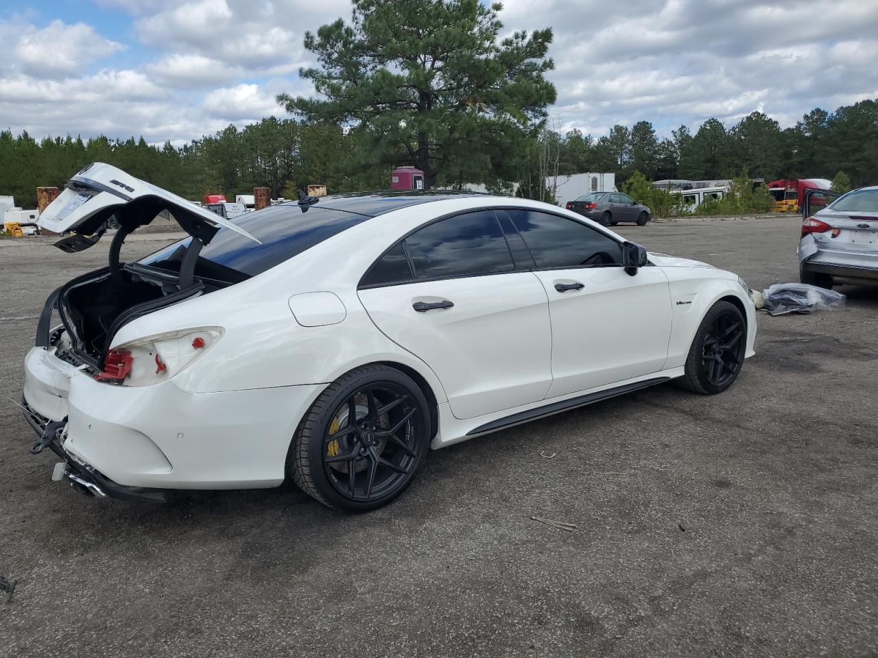 MERCEDES-BENZ CLS-CLASS 63 AMG