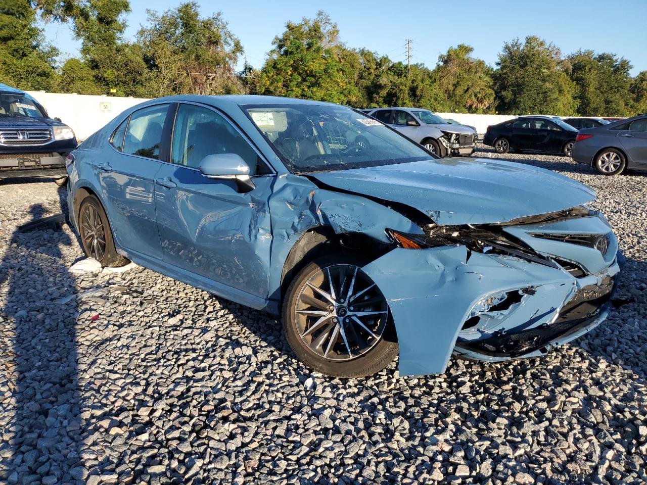 TOYOTA CAMRY SE NIGHT SHADE