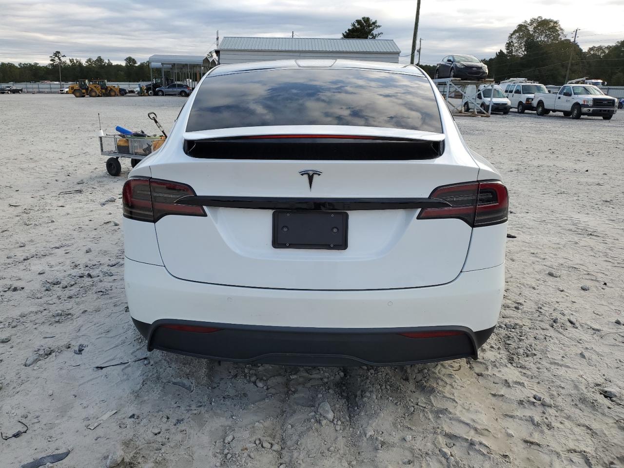 TESLA MODEL X
