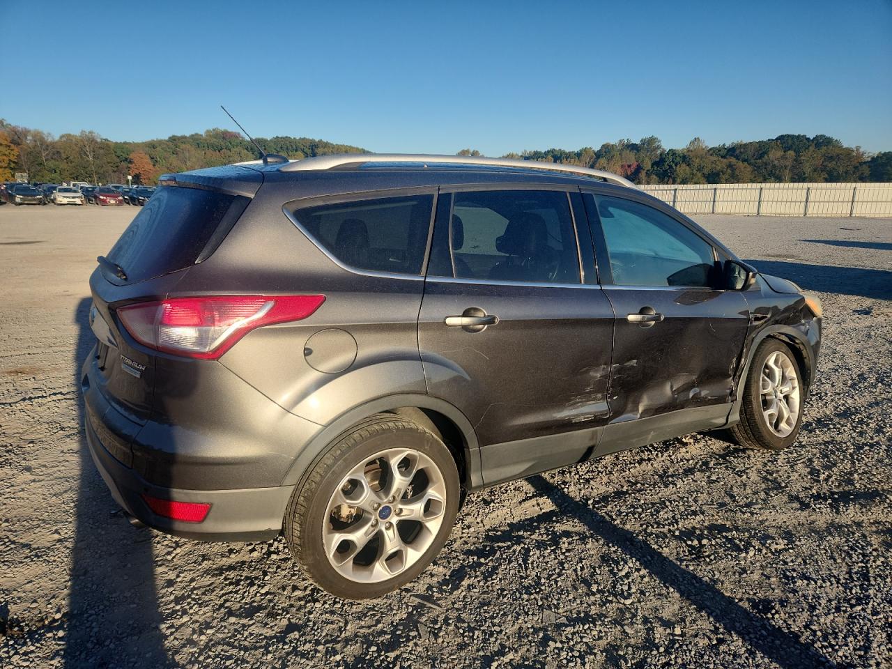 FORD ESCAPE TITANIUM