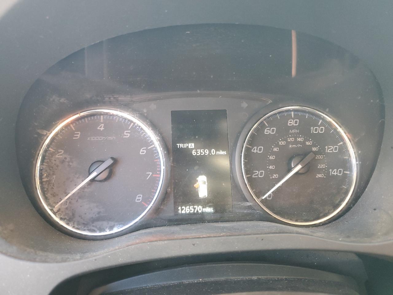 MITSUBISHI OUTLANDER SE