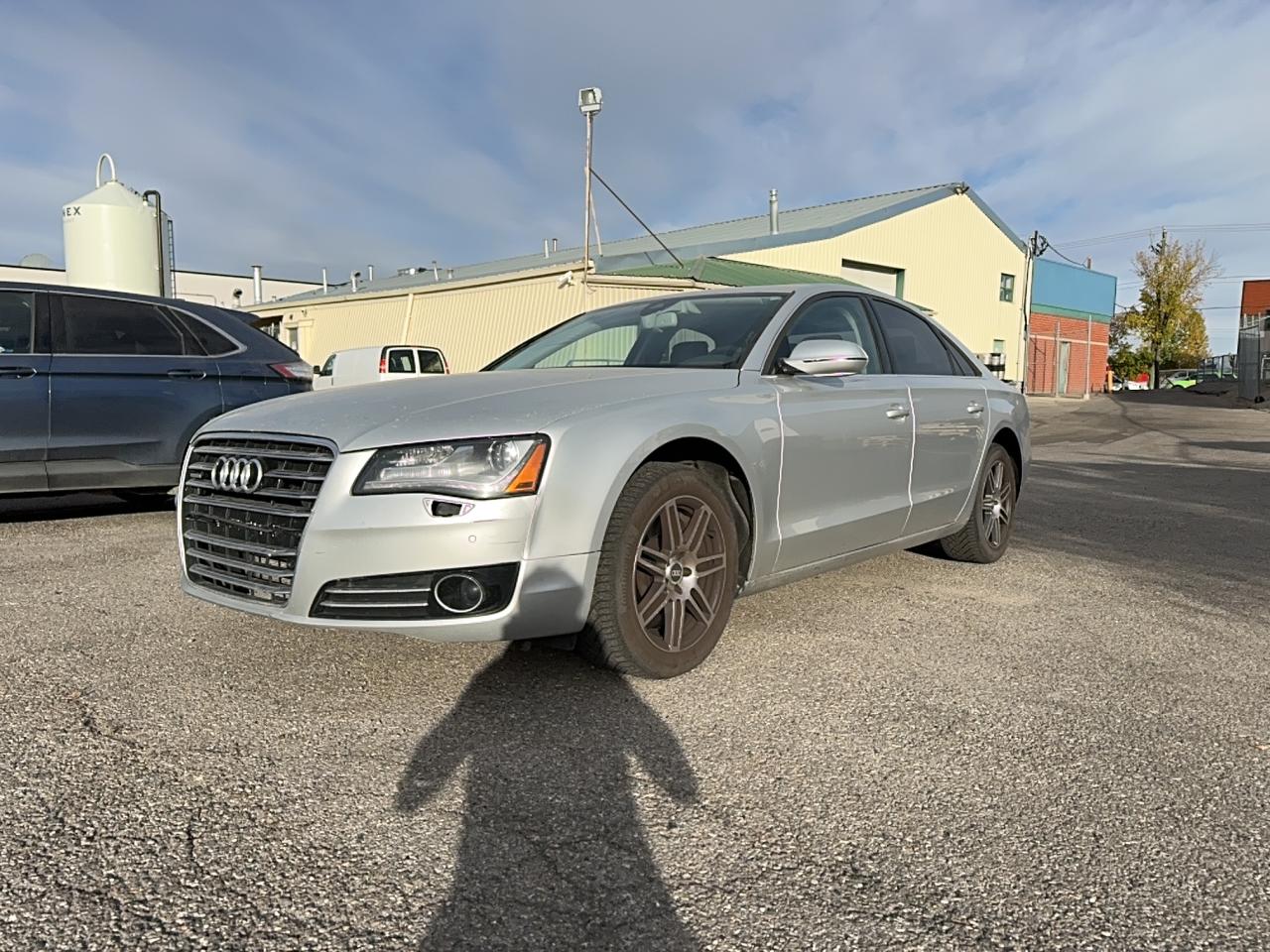 AUDI A8 QUATTRO