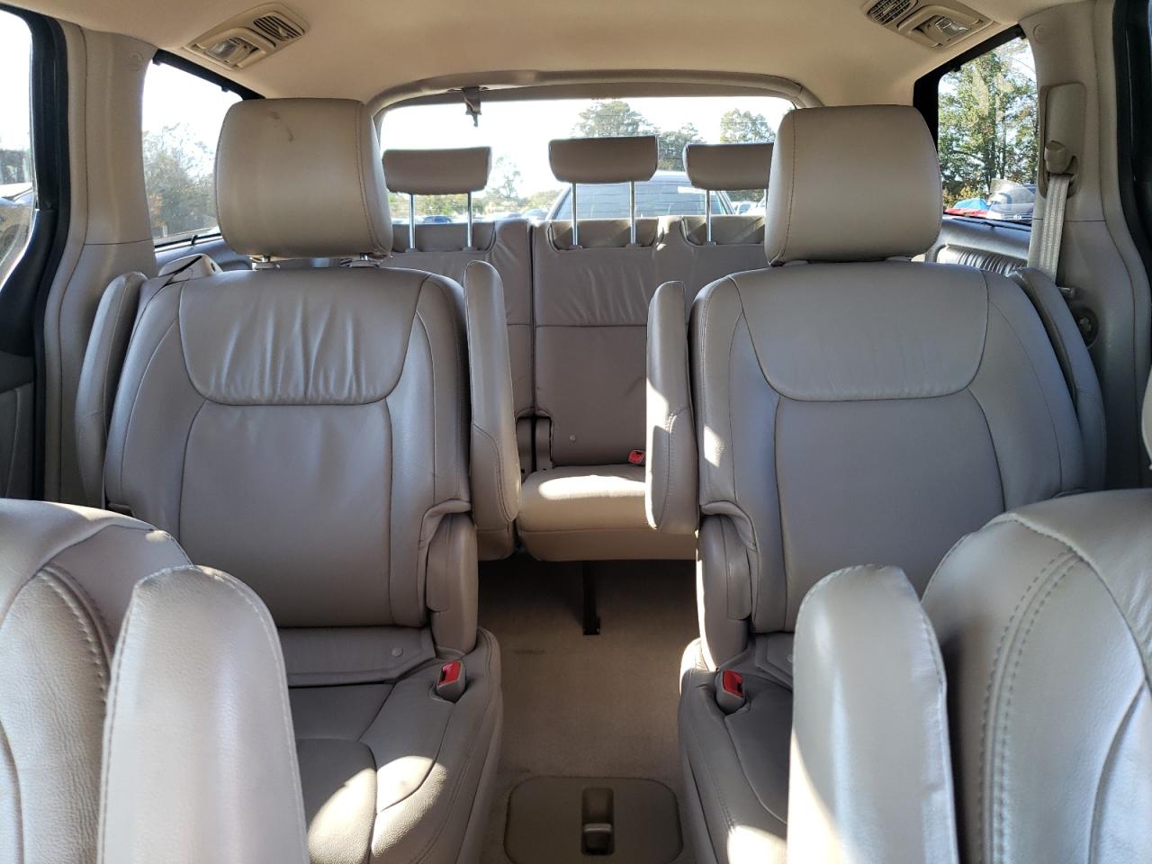 Lot #3296241407 2009 TOYOTA SIENNA XLE
