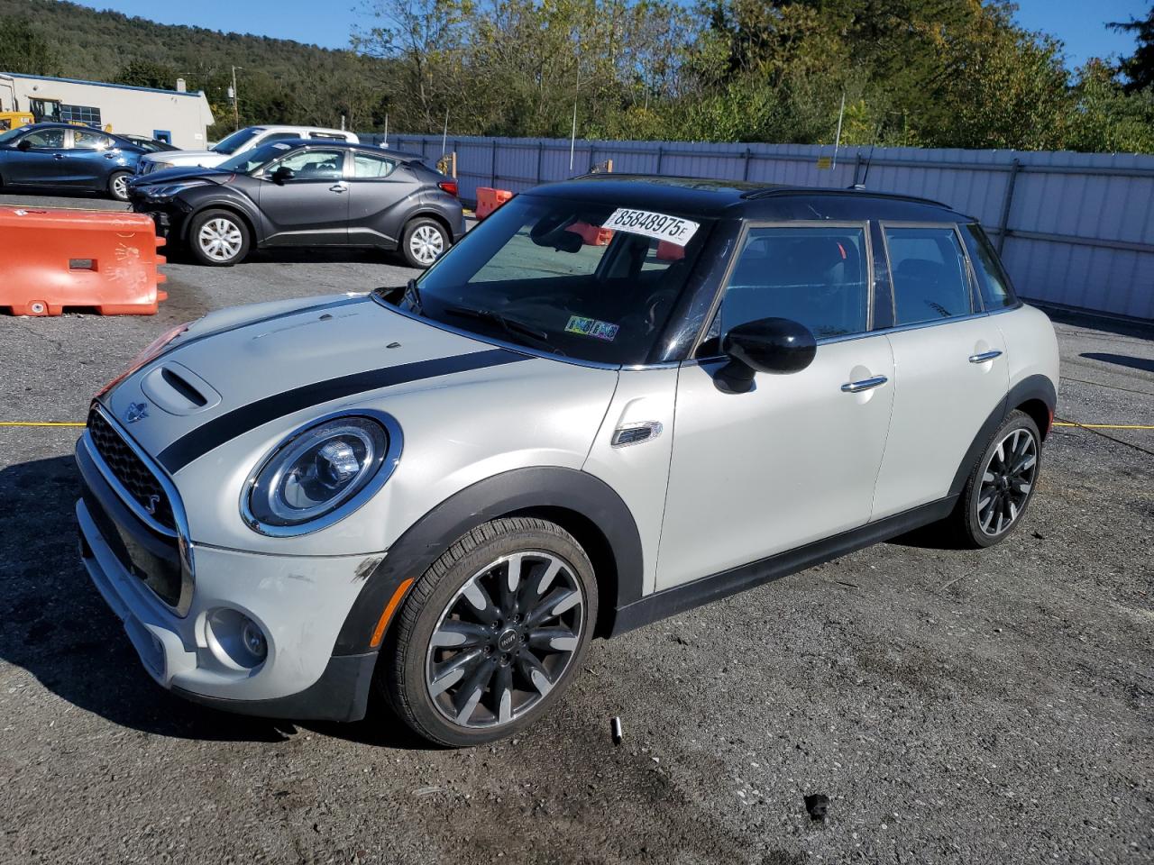 Vehicle photo