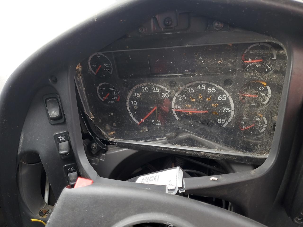 Lot #3287621021 2017 FREIGHTLINER M2 106 MED