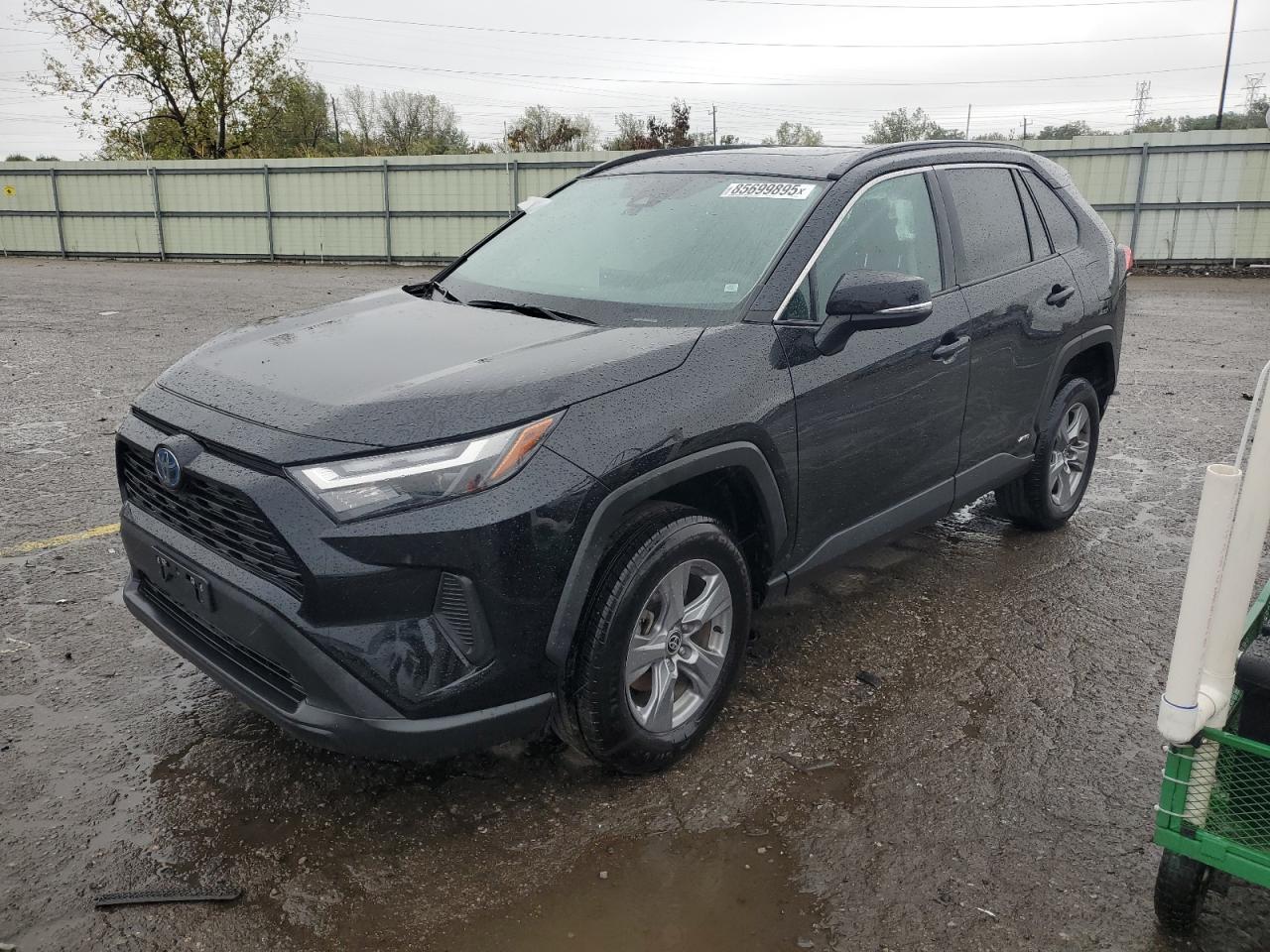 TOYOTA RAV4 XLE
