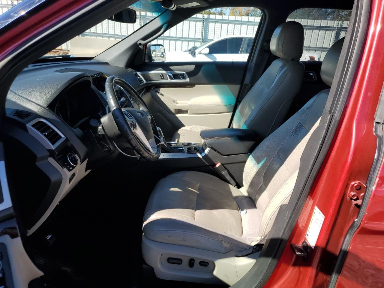 FORD EXPLORER LIMITED