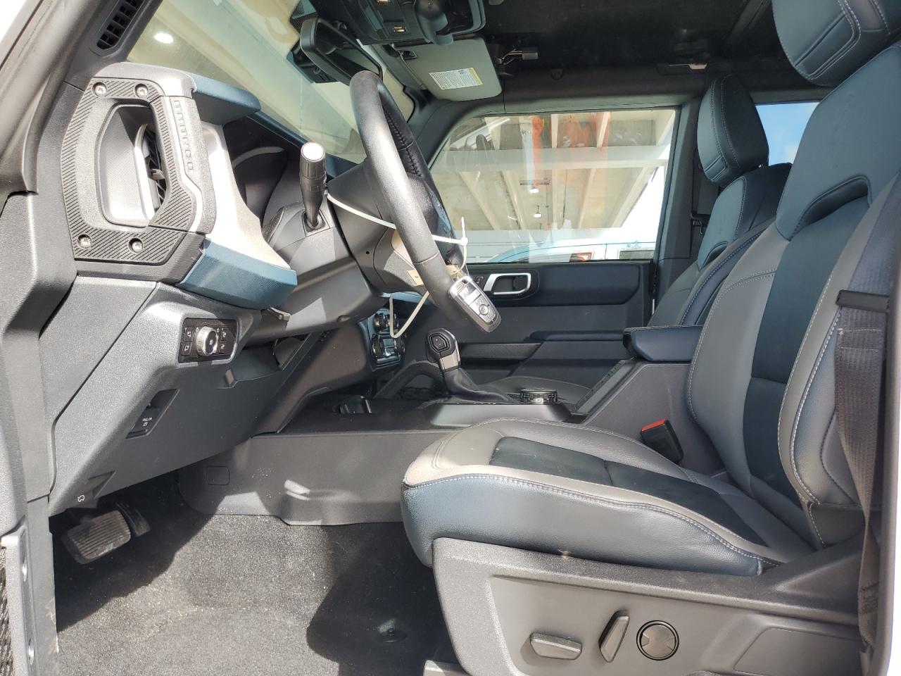 FORD BRONCO OUTER BANKS