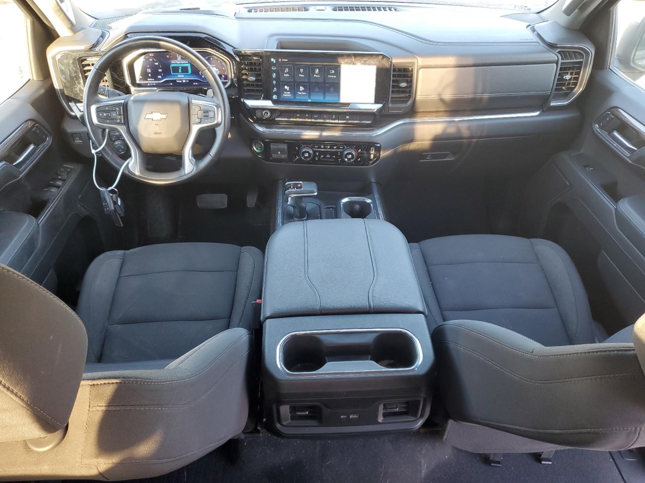 CHEVROLET SILVERADO C1500 LT