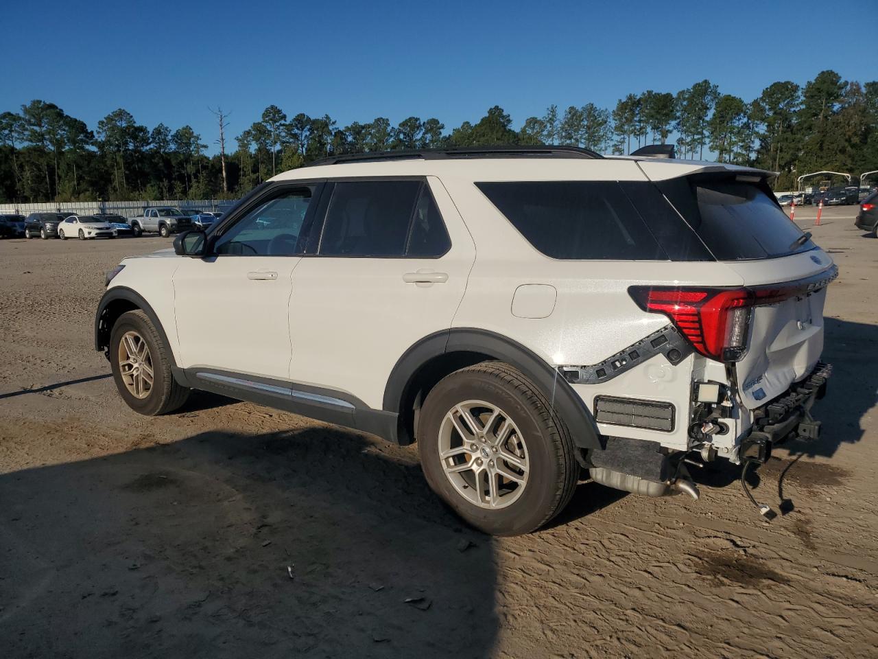 FORD EXPLORER ACTIVE