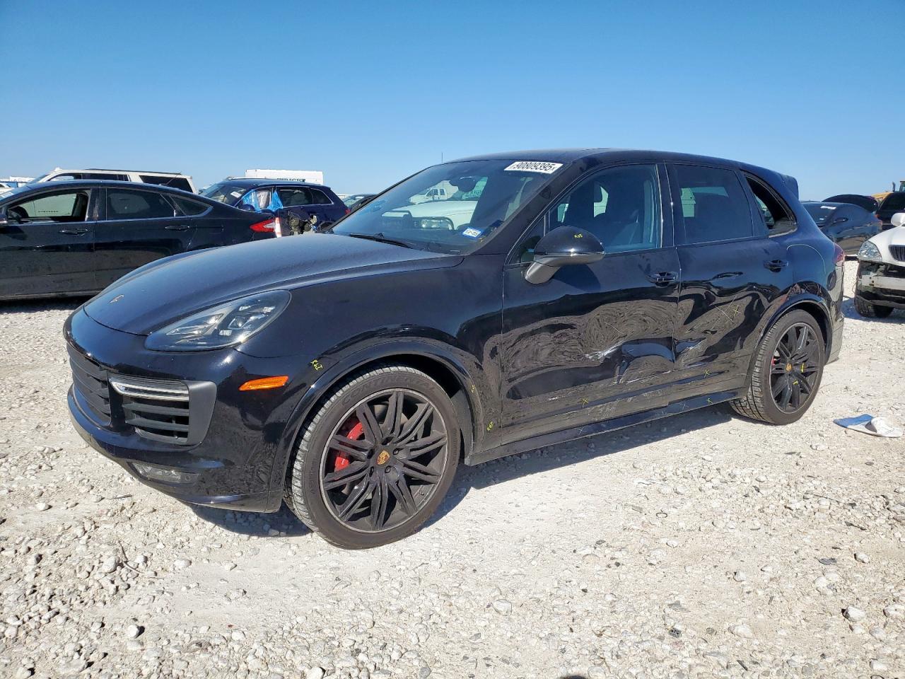 PORSCHE CAYENNE GTS