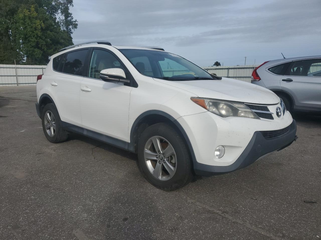 TOYOTA RAV4 XLE