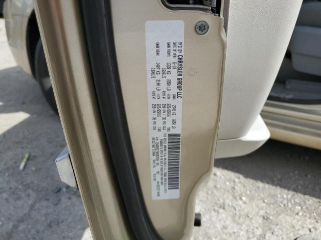 2010 CHRYSLER TOWN & COU #3261337476