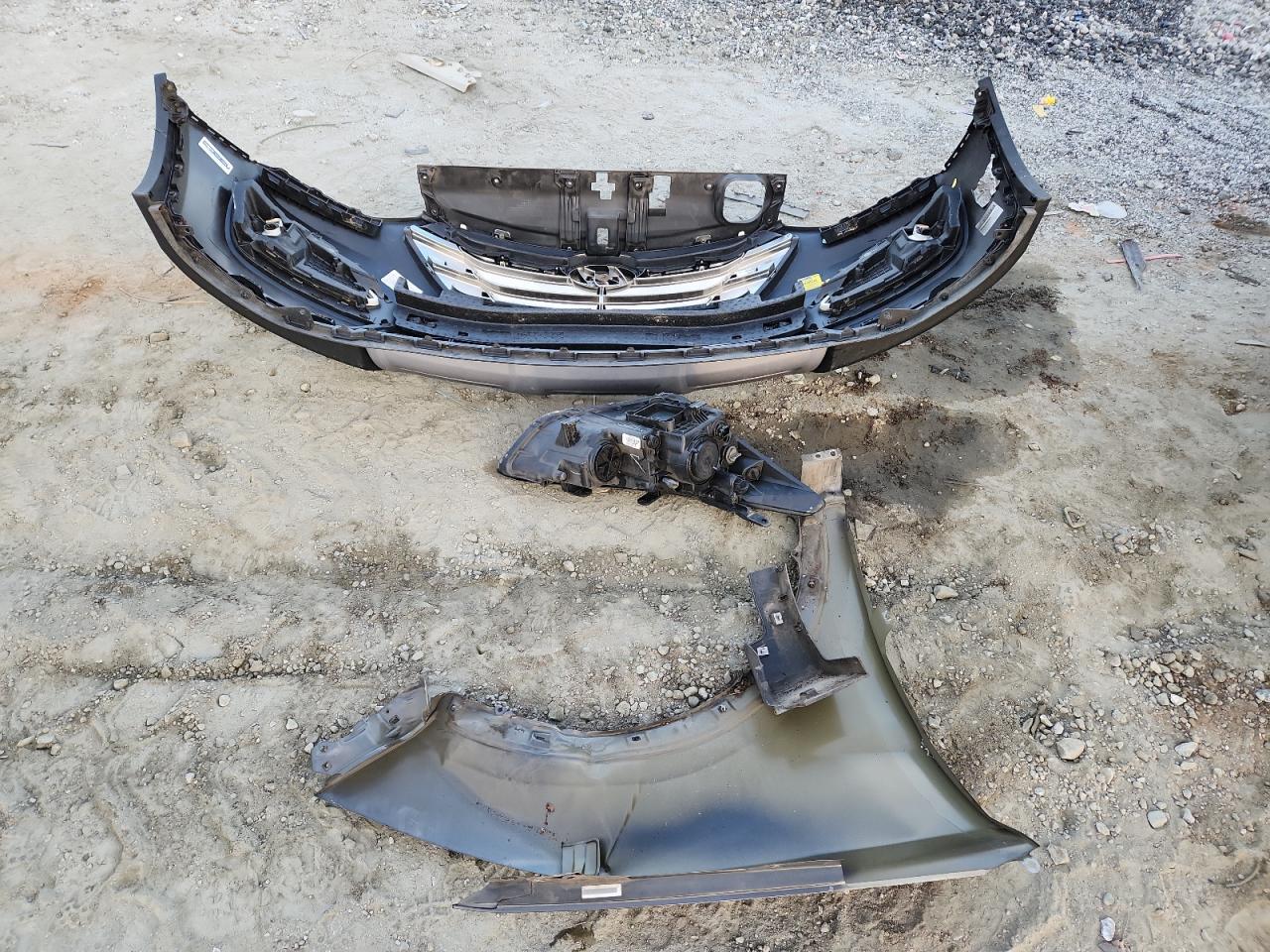 HYUNDAI SANTA FE SPORT