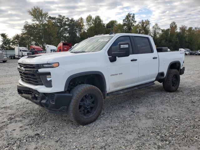 Global Auto Auctions: 2025 CHEVROLET SILVERADO