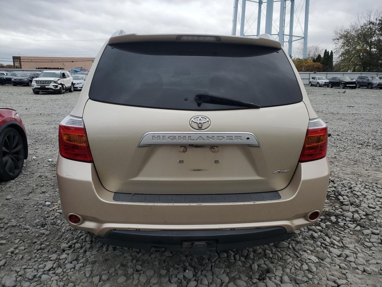 TOYOTA HIGHLANDER LIMITED