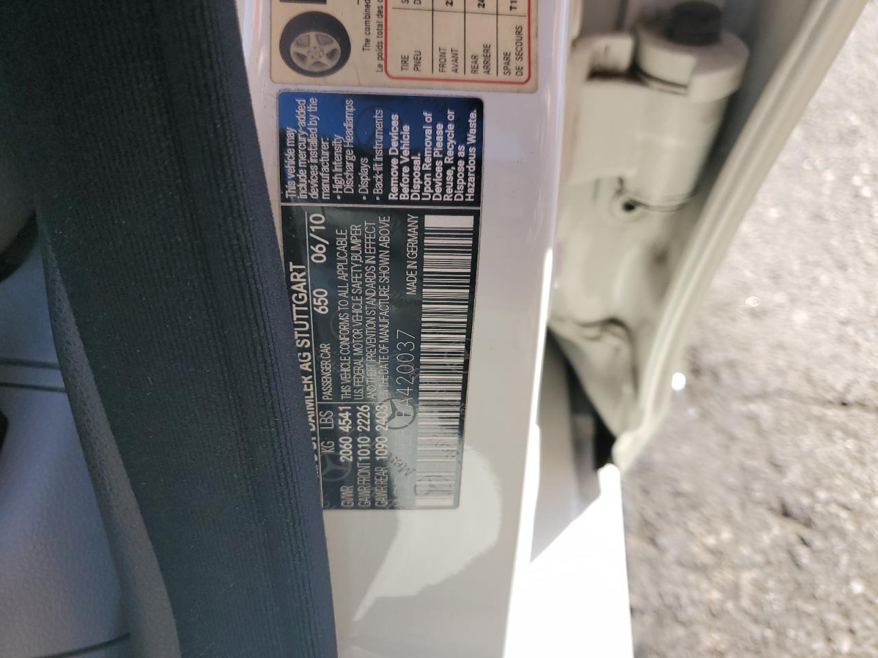 MERCEDES-BENZ C-CLASS 300