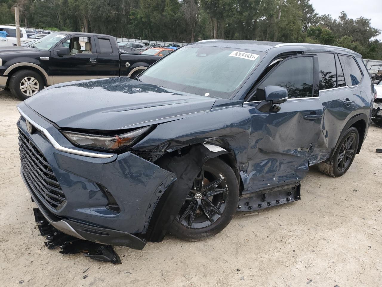 TOYOTA HIGHLANDER LE