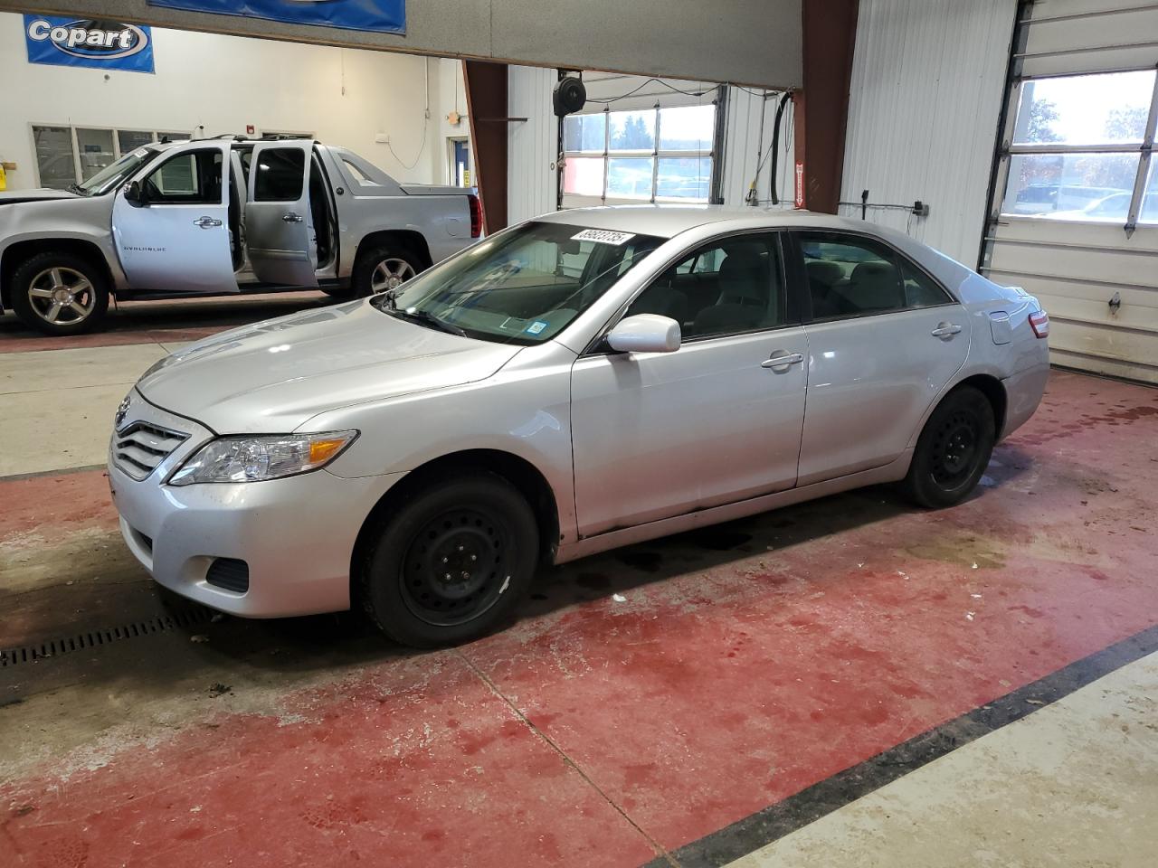 TOYOTA CAMRY BASE