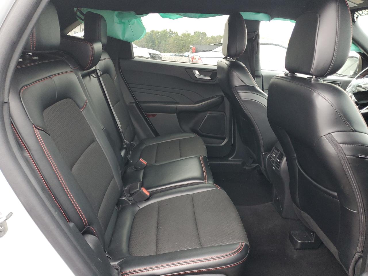 FORD ESCAPE ST LINE SELECT