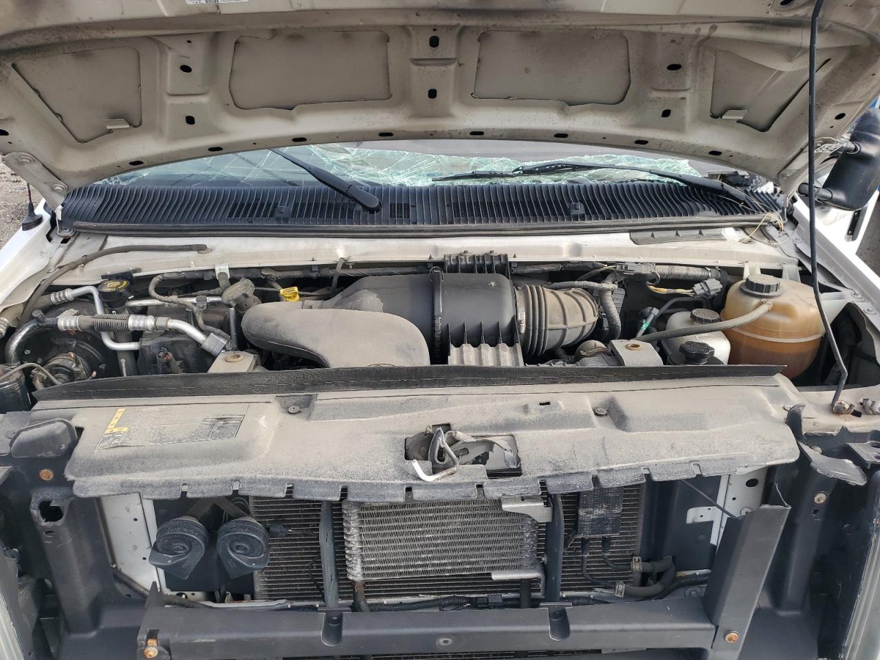 FORD ECONOLINE E450 SUPER DUTY CUTAWAY VAN