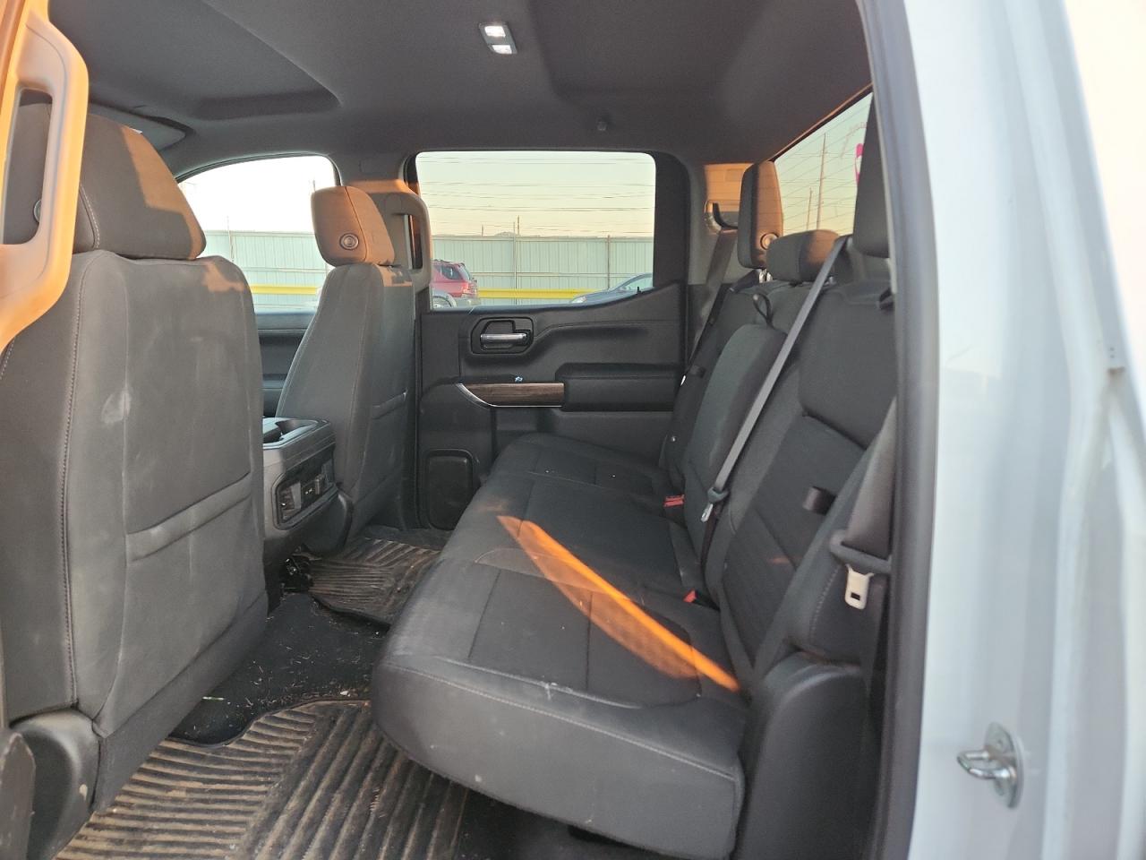 CHEVROLET SILVERADO C1500 RST