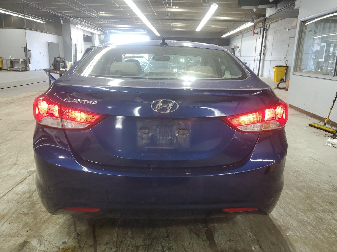 HYUNDAI ELANTRA GLS