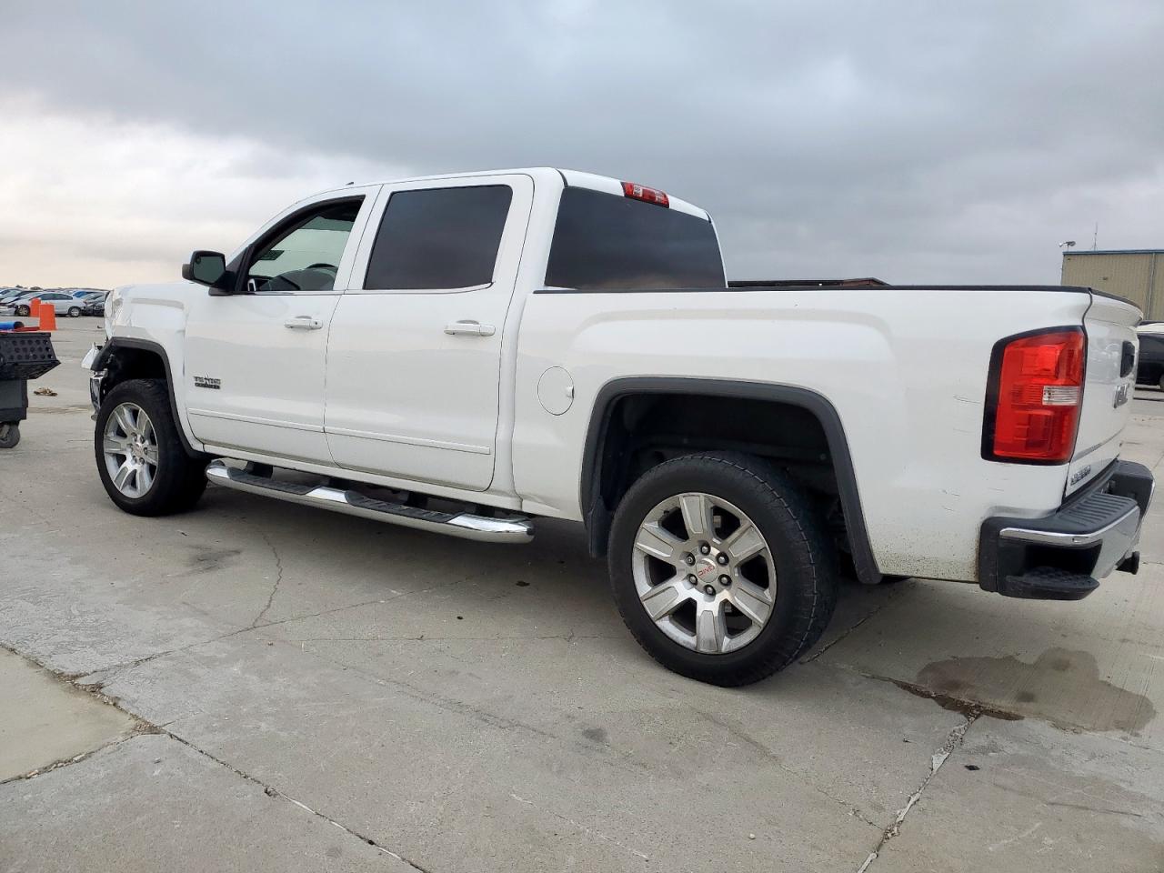 GMC SIERRA C1500 SLE