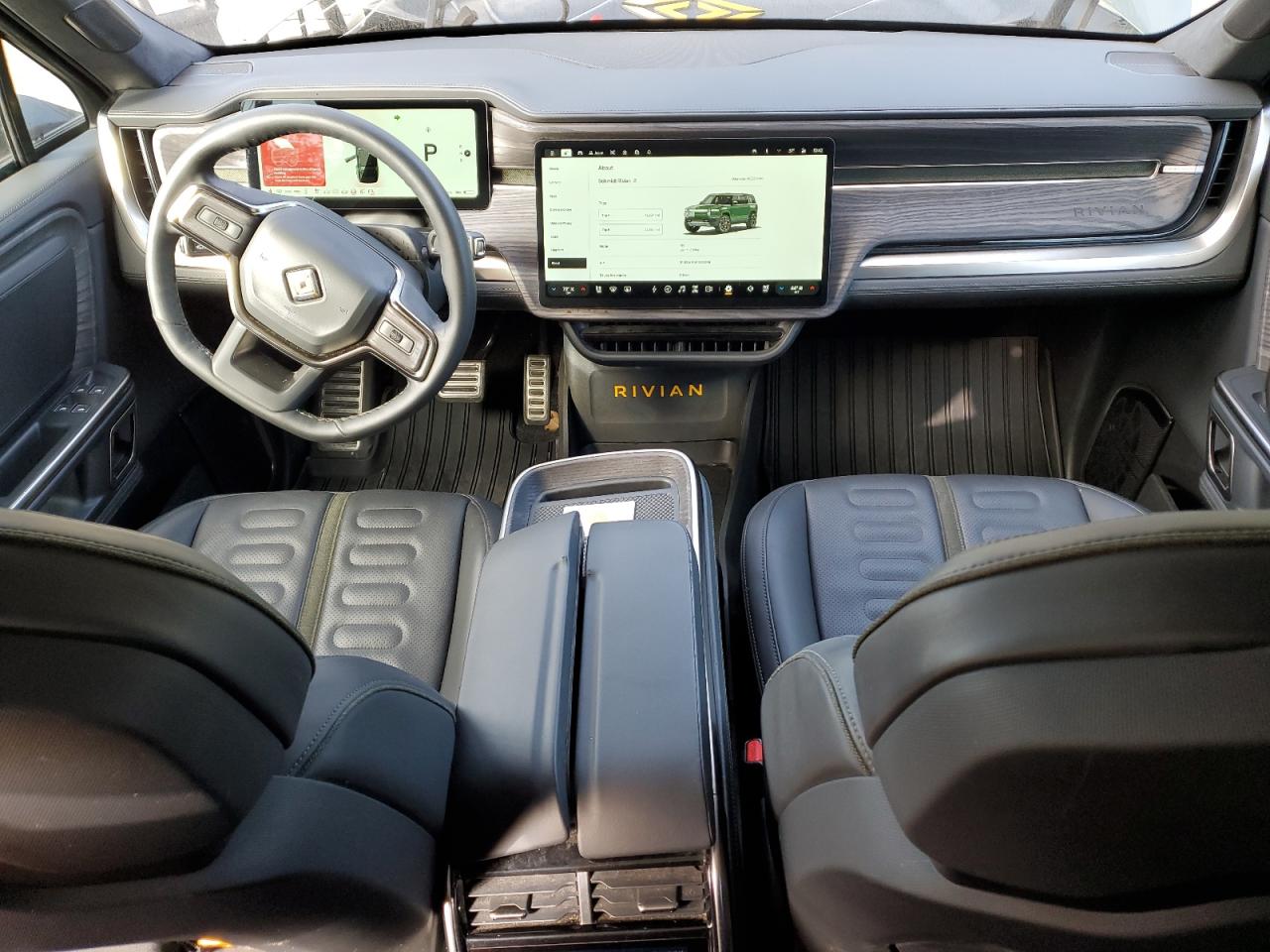 RIVIAN R1S LAUNCH EDITION