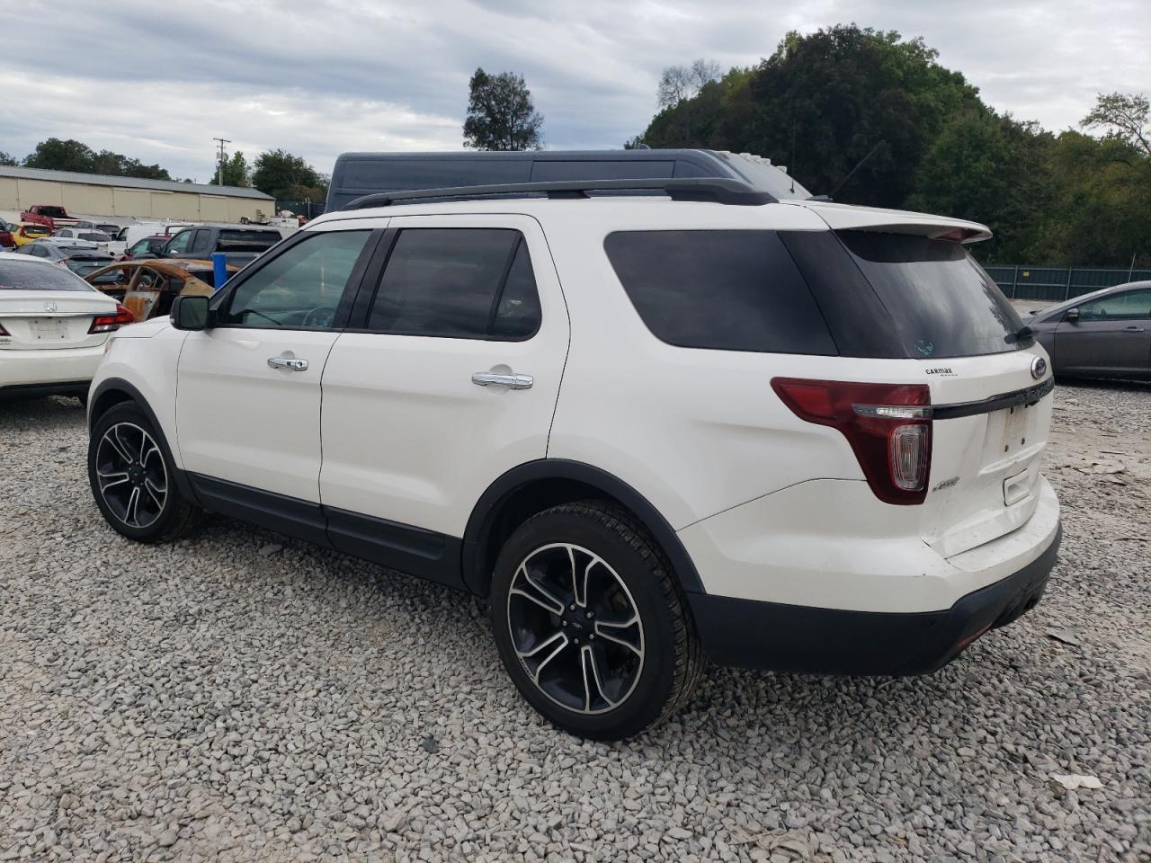 FORD EXPLORER SPORT