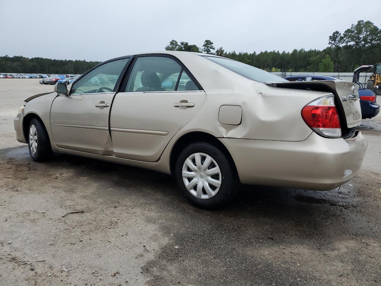 Lot #3286455728 2005 TOYOTA CAMRY LE