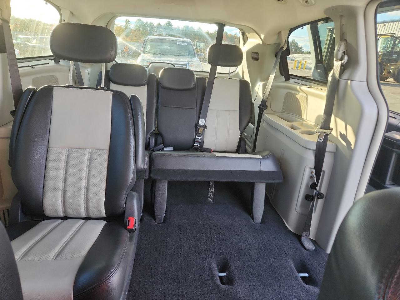 CHRYSLER TOWN & COUNTRY TOURING PLUS