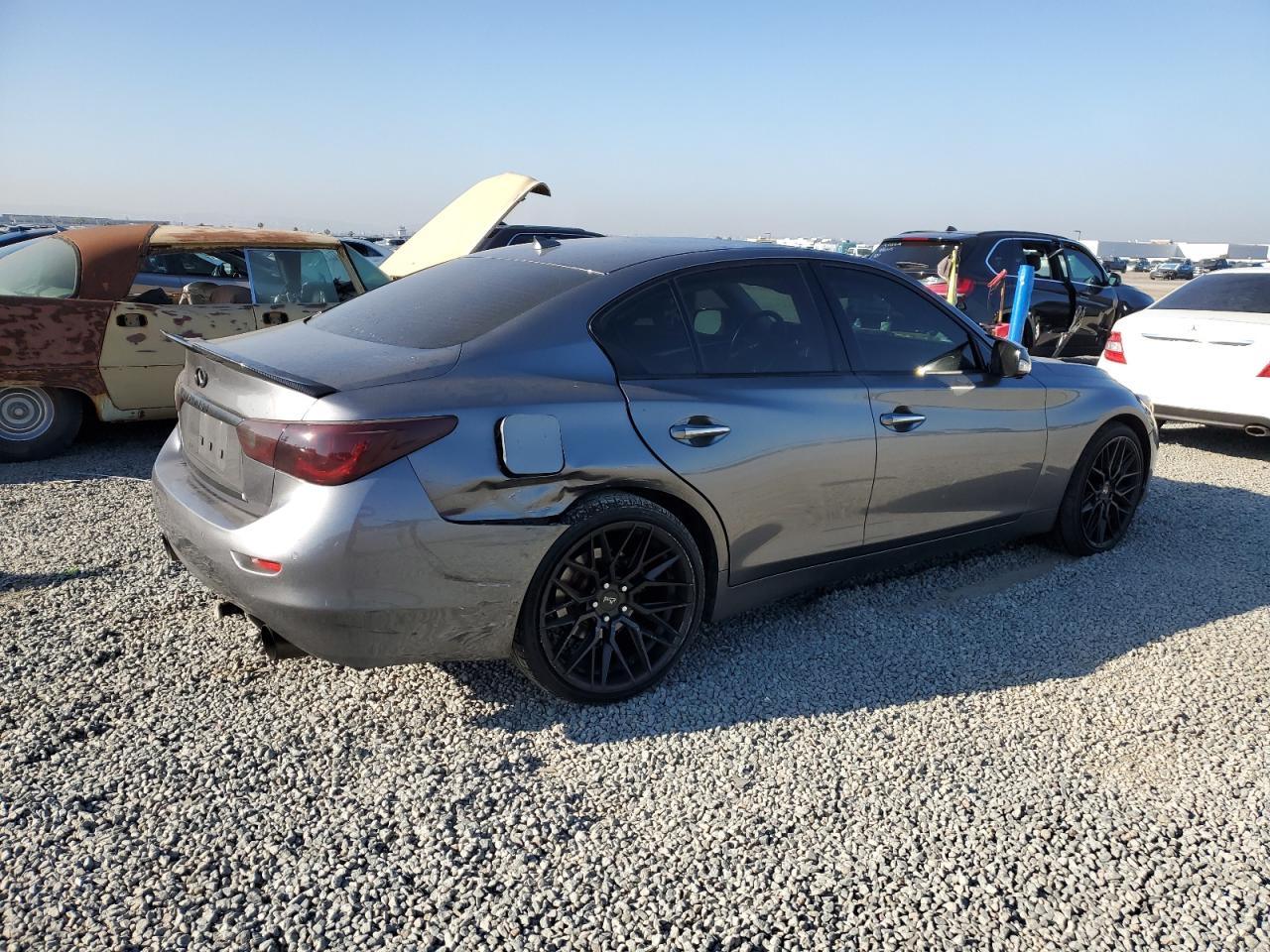 INFINITI Q50 HYBRID PREMIUM