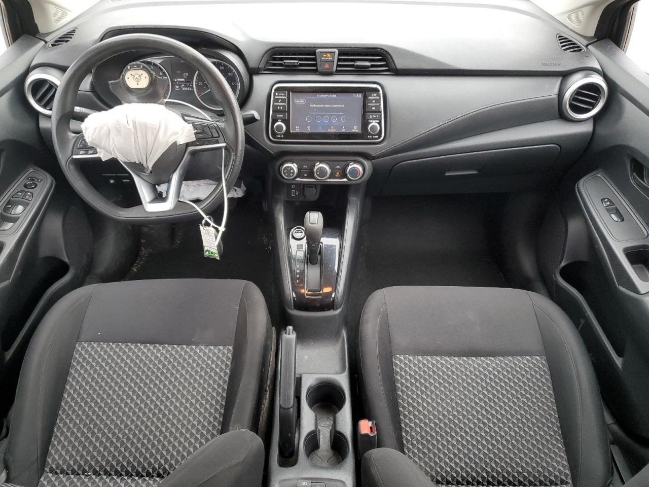 NISSAN VERSA S