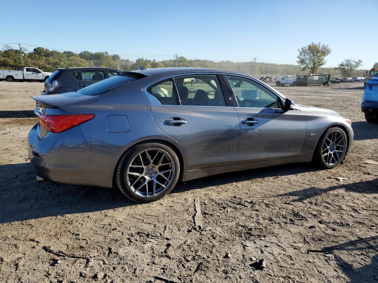 INFINITI Q50 PREMIUM