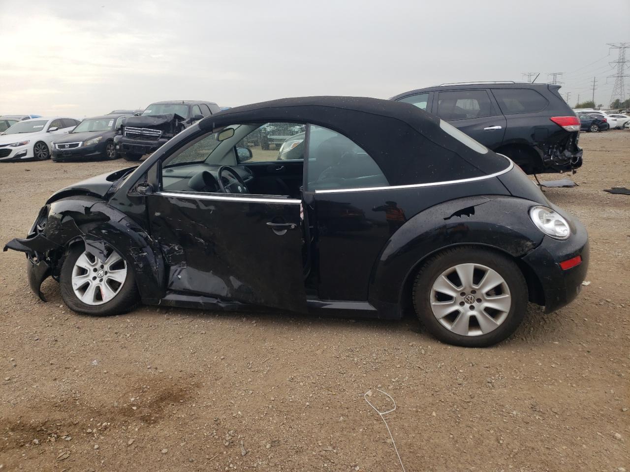 Lot #3291338133 2009 VOLKSWAGEN NEW BEETLE S