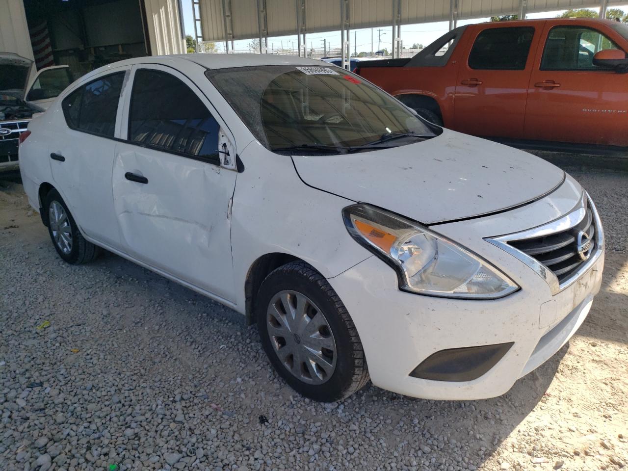 NISSAN VERSA S