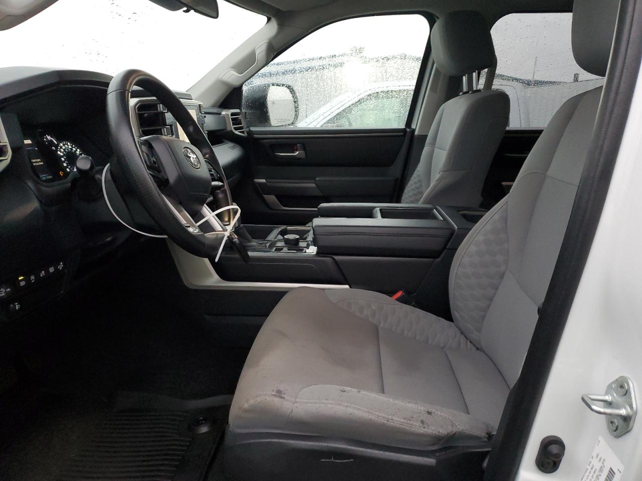 TOYOTA TUNDRA CREWMAX SR