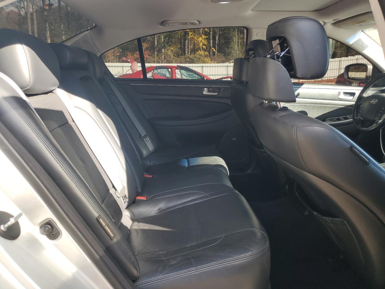 HYUNDAI GENESIS 5.0L