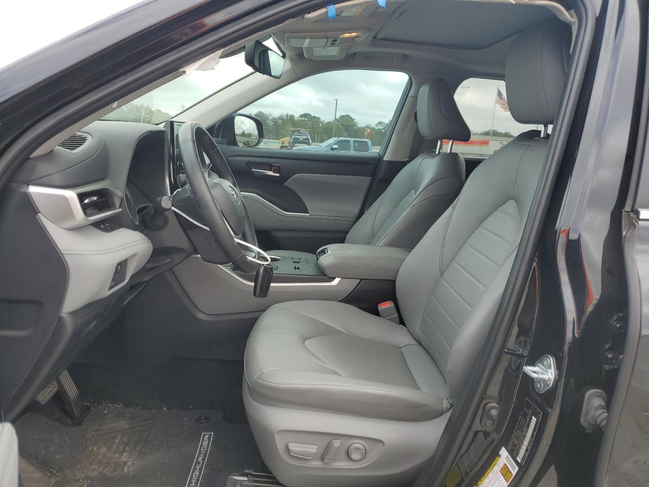 TOYOTA HIGHLANDER LE