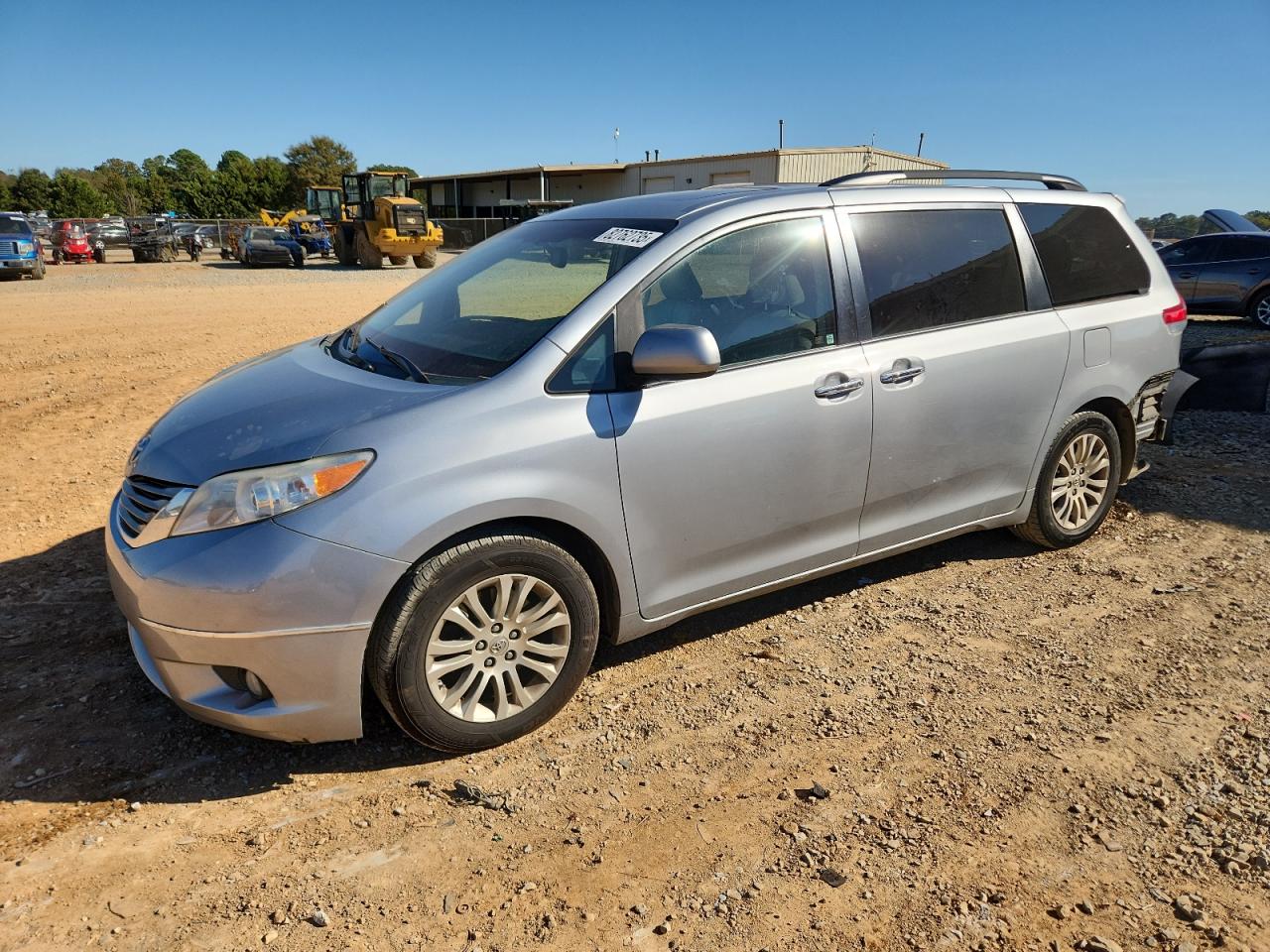 TOYOTA SIENNA XLE