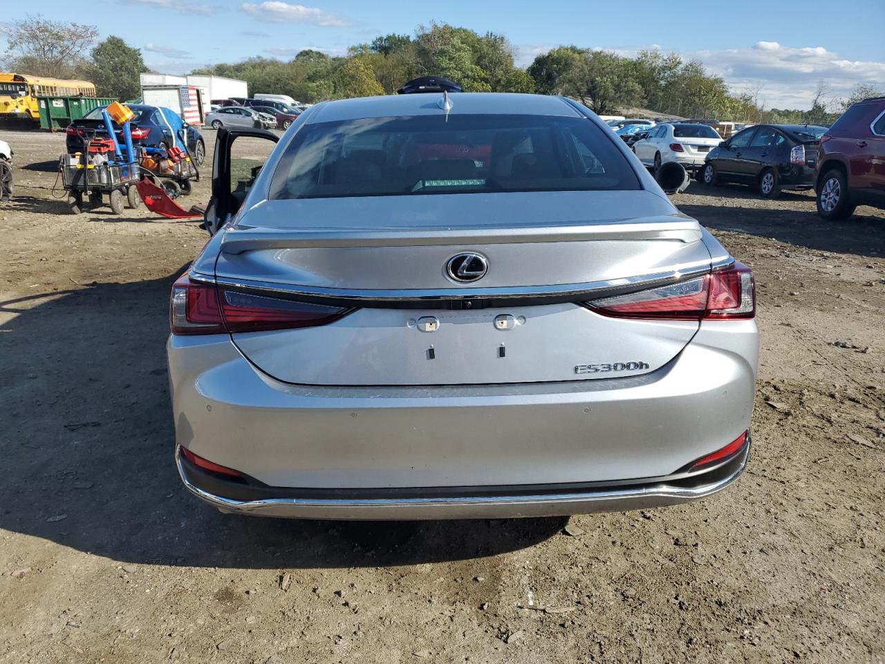 LEXUS ES 300H BASE