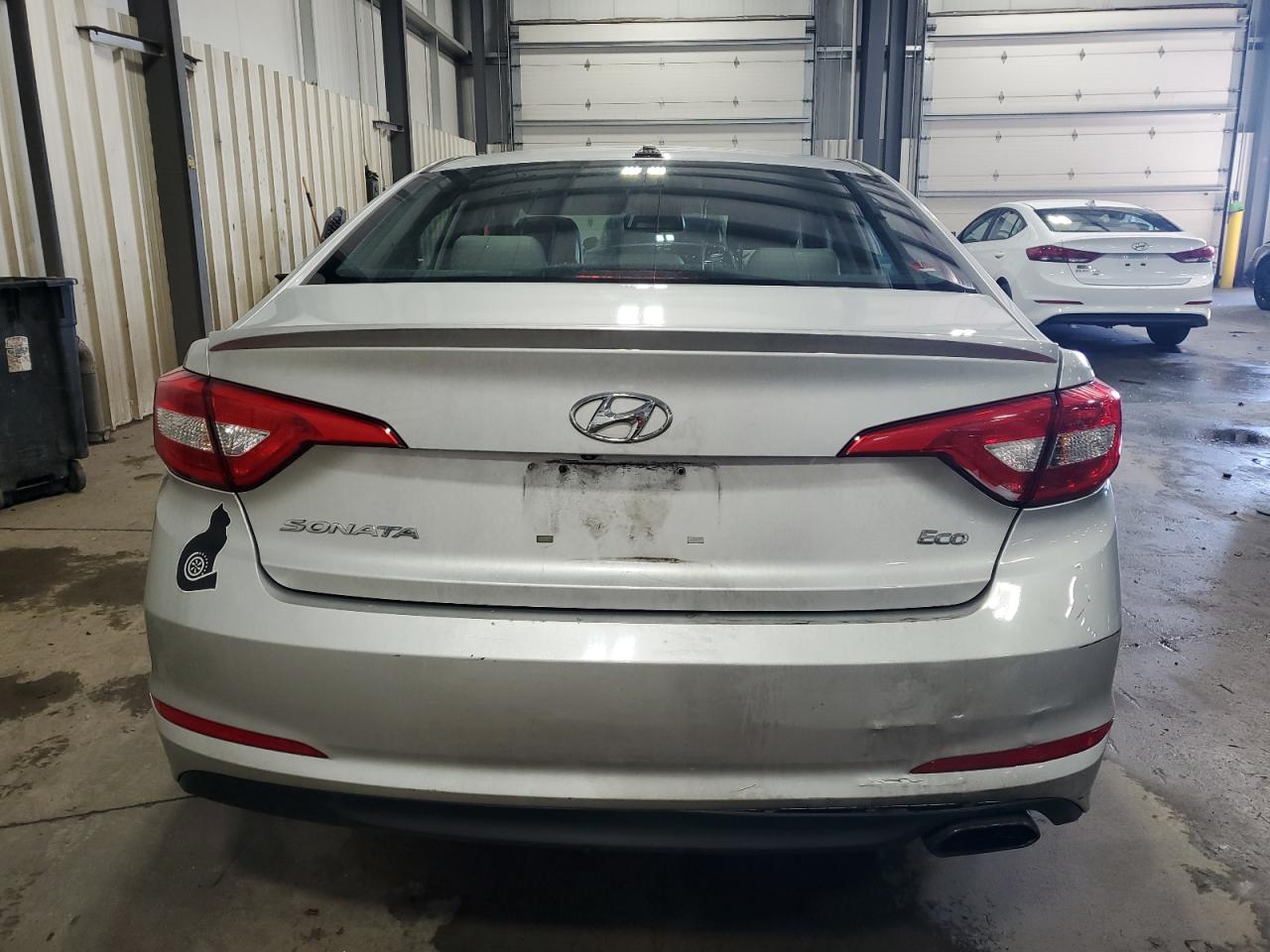 HYUNDAI SONATA ECO
