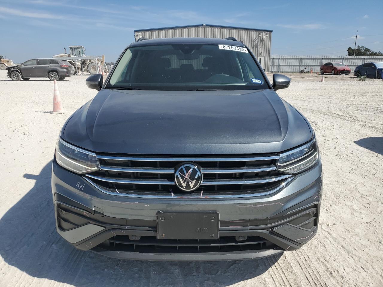 VOLKSWAGEN TIGUAN S