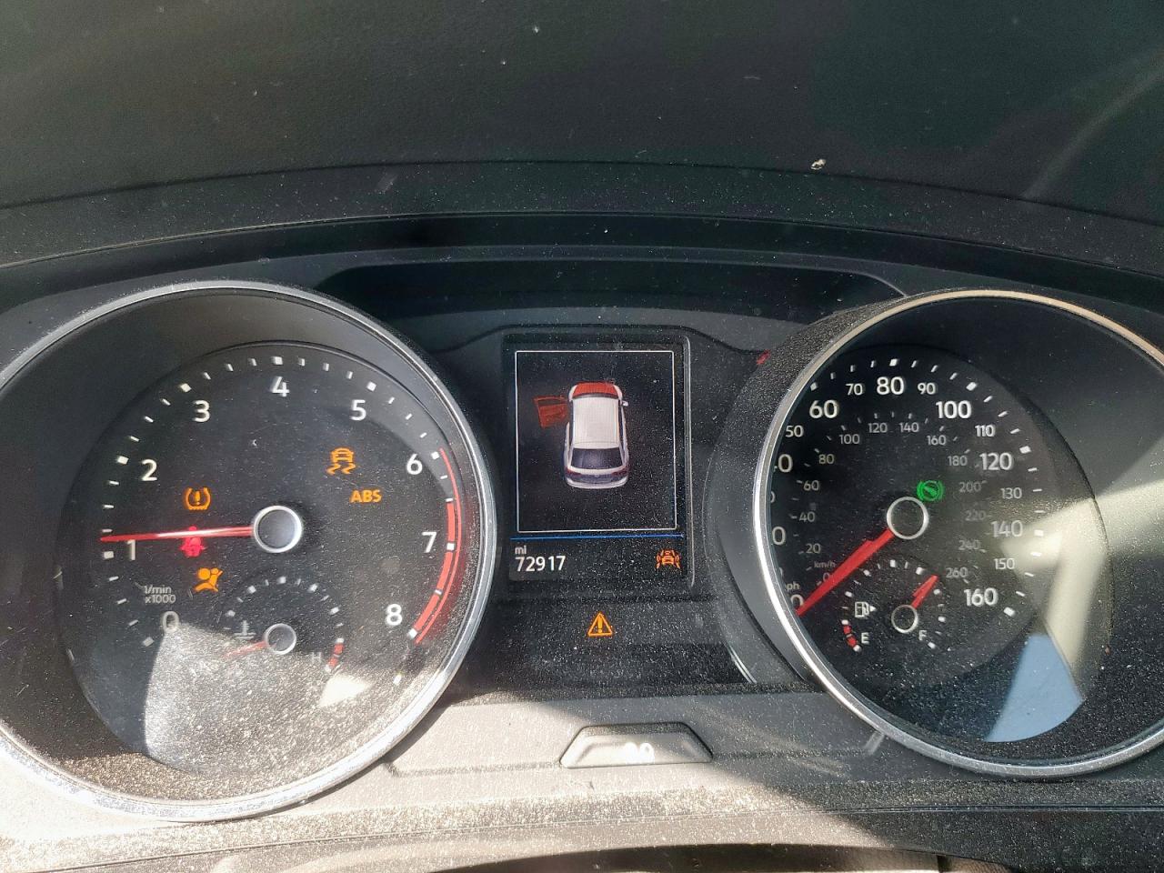 VOLKSWAGEN TIGUAN SE