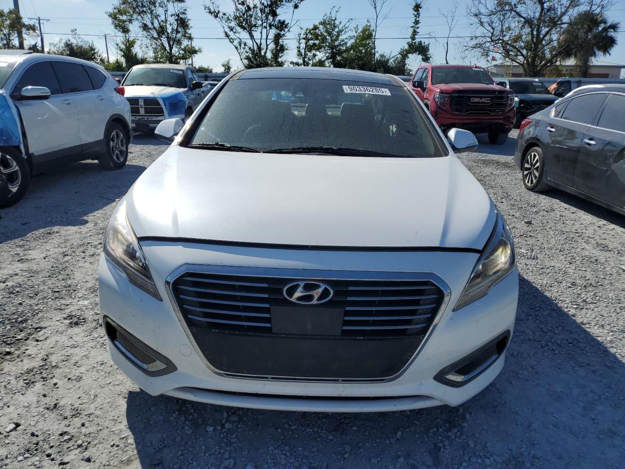 HYUNDAI SONATA HYBRID