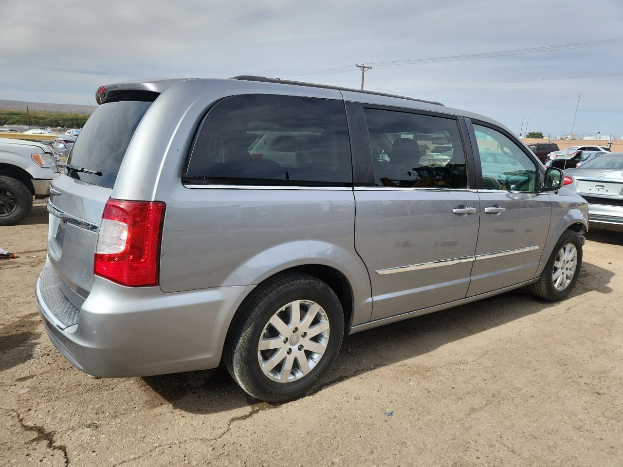 CHRYSLER TOWN & COUNTRY TOURING